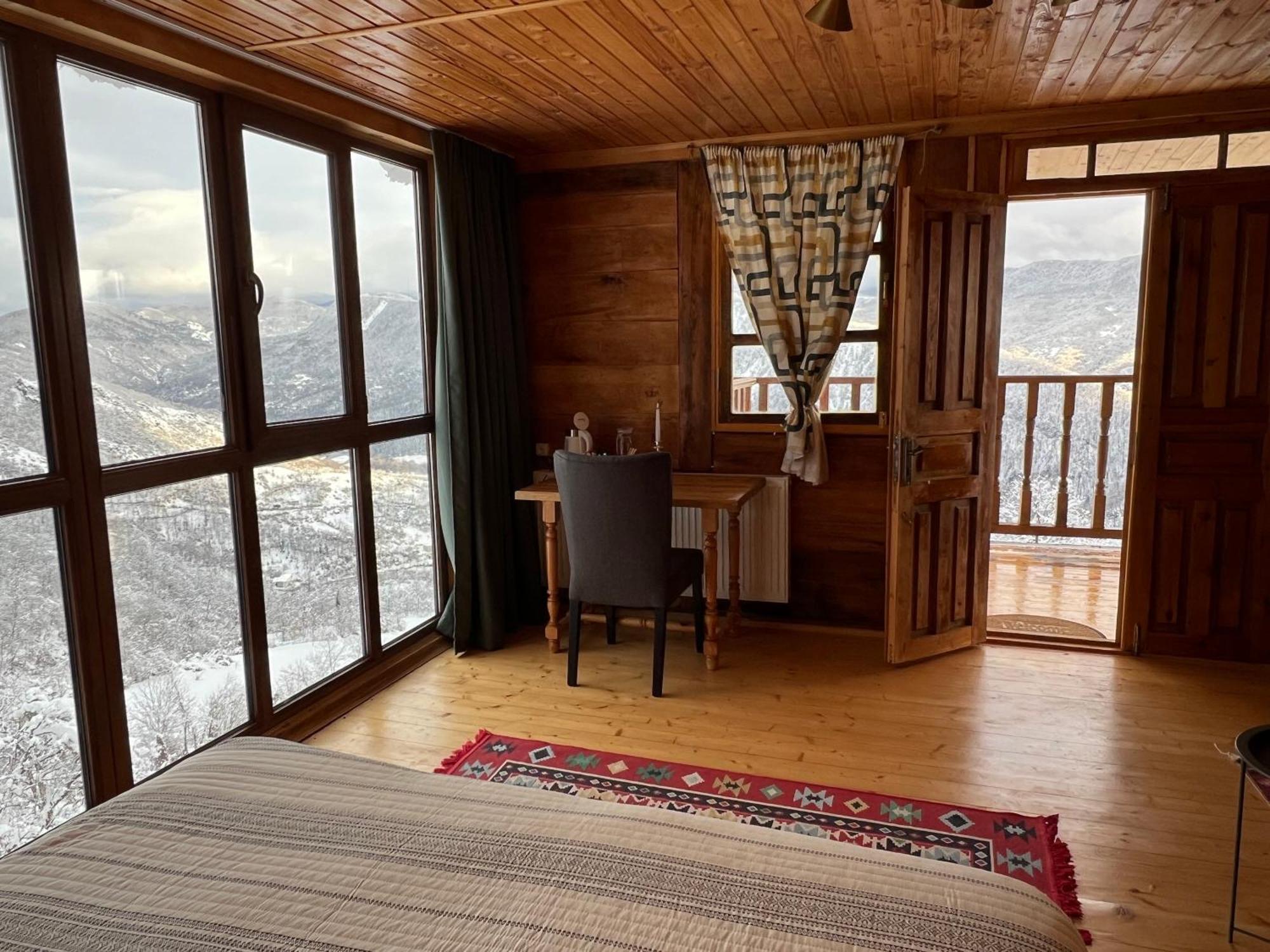Gentry House Hotel Ambrolauri Kültér fotó